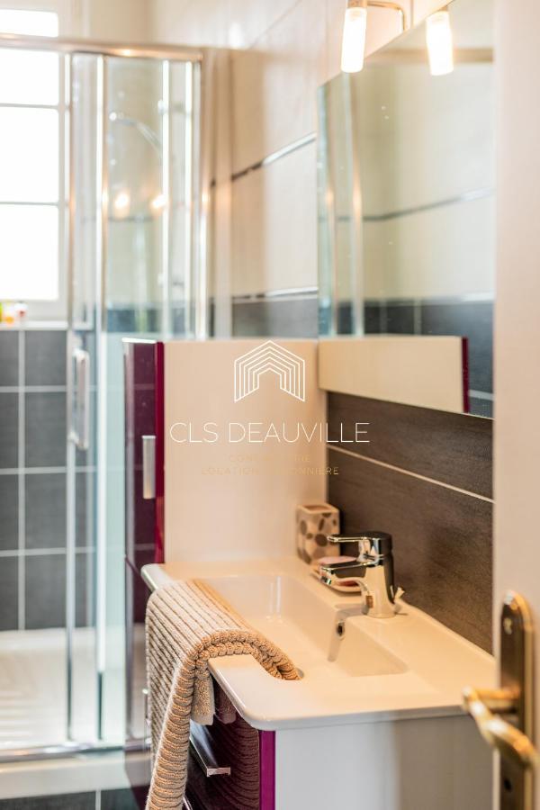 Appartement Les Mouettes C.L.S Deauville Exteriör bild